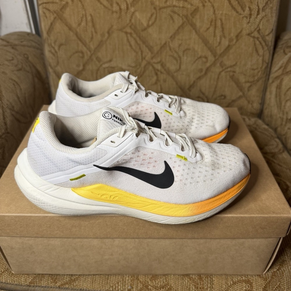 Nike Winflo 10 Shoes Womens Size 8 White Mesh Running Sneakers DV4023-101 - Picture 4 of 9